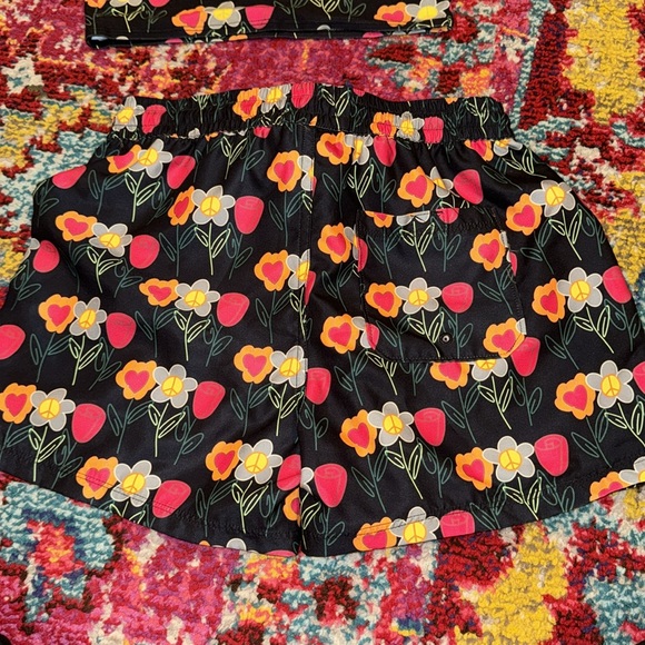 Petals brand - tank & swim shorts - Picture 3 of 7